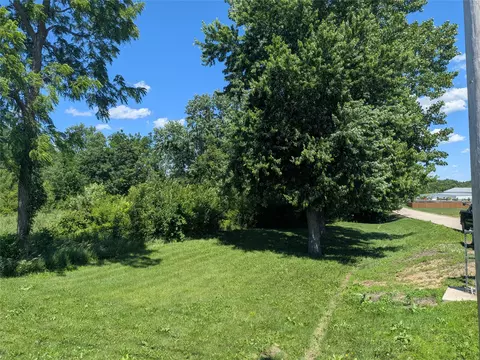 3605 NE 56th St, Altoona, IA 50009