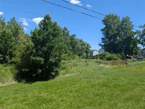 3605 NE 56th St, Altoona, IA 50009