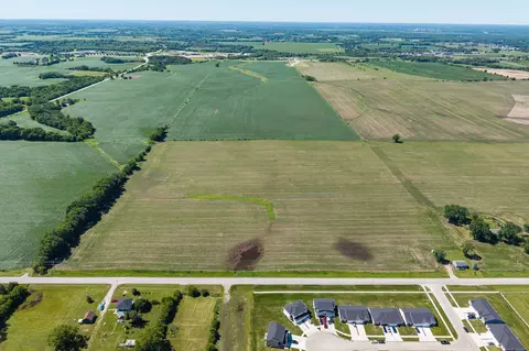 000 NE 27th Ave, Altoona, IA 50009