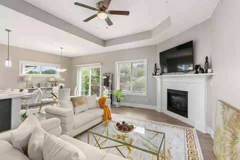 4429 Lower Beaver Rd, Des Moines, IA 50310