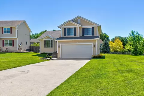 3111 SW Fox Run Dr, Ankeny, IA 50023