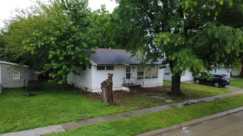 308 N Polk St, Pleasantville, IA 50225