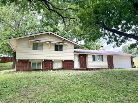 400 S Pleasant Hill Blvd, Pleasant Hill, IA 50327