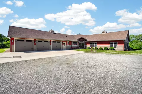 8254 103rd Ave, Indianola, IA 50125