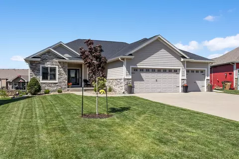 909 NW 3rd Ct, Grimes, IA 50111