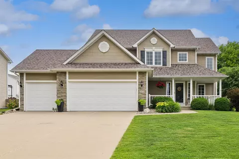 6438 NW 93rd St, Johnston, IA 50131