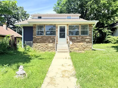 1127 Oak Park Ave, Des Moines, IA 50313
