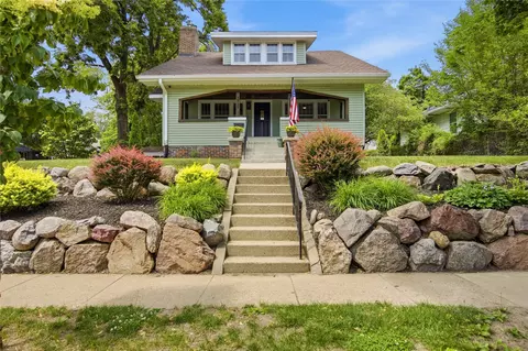 3729 Kingman Blvd, Des Moines, IA 50311