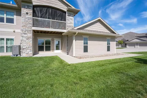 2503 NE Oak Dr #1, Ankeny, IA 50021
