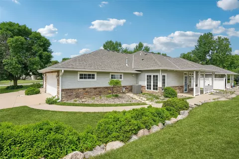 2212 SW 35th St, Ankeny, IA 50023