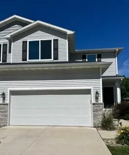 108 Keeneland Ct, Pleasant Hill, IA 50327
