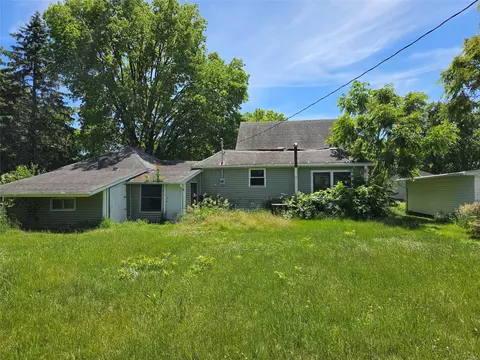 907 Ross Ave, Stratford, IA 50249