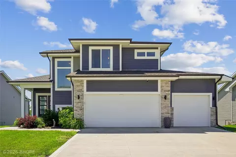 2314 E 50th Ct, Des Moines, IA 50317
