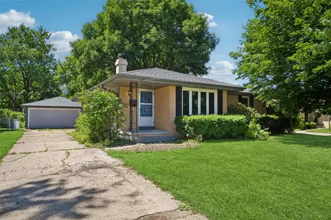 3900 Merced St, Des Moines, IA 50310