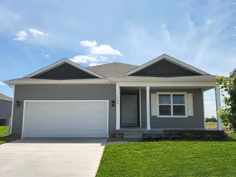 5524 143rd St, Urbandale, IA 50323