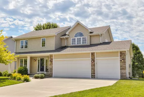 12306 Prairie Dr, Urbandale, IA 50323