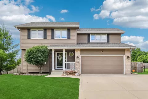 206 NW Ridgeline Dr, Ankeny, IA 50023