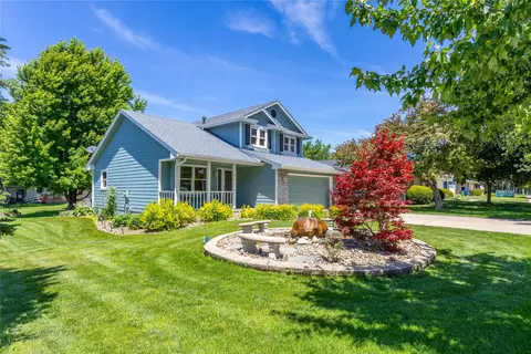 1006 SE Peterson Dr, Ankeny, IA 50021