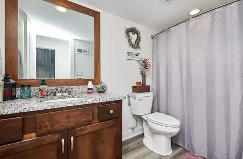 Bath - 113 Foley St, Stuart, IA 50250 photo 3 of 3