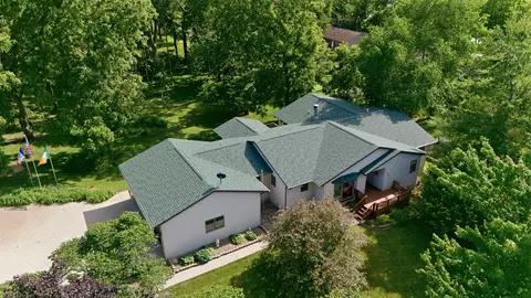 813 W Washington Ave, Polk City, IA 50226