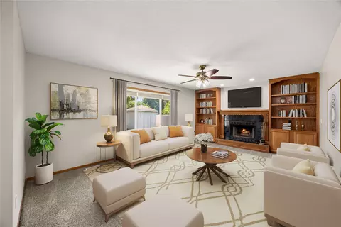 2805 NW Park Ln, Ankeny, IA 50023