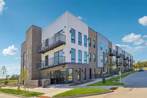 1310 Murphy St #310, Des Moines, IA 50309