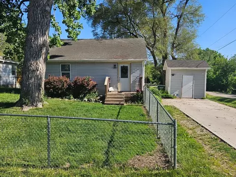 2690 NE 44th Ave, Des Moines, IA 50317