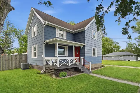 1705 Vine St, Dallas Center, IA 50063