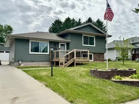 3240 SE 20th St, Des Moines, IA 50320