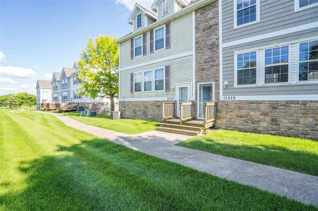15229 Alpine Dr, Urbandale, IA 50323