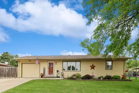 340 Gepke Pkwy, Des Moines, IA 50320