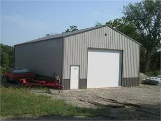 225 Woodland Rd #B, Montezuma, IA 50171