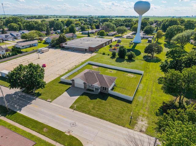 1315 Beach Ave, Webster City, IA 50595
