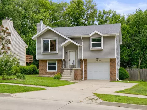 1451 20th St, West Des Moines, IA 50265
