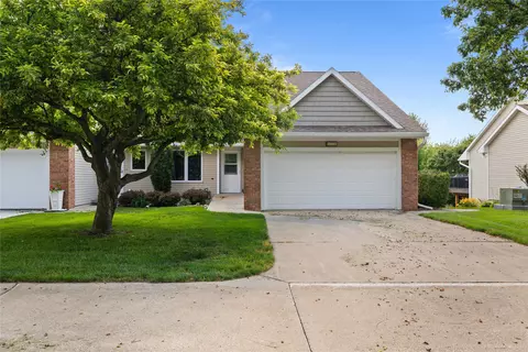 1613 NW Northwood Dr, Ankeny, IA 50023