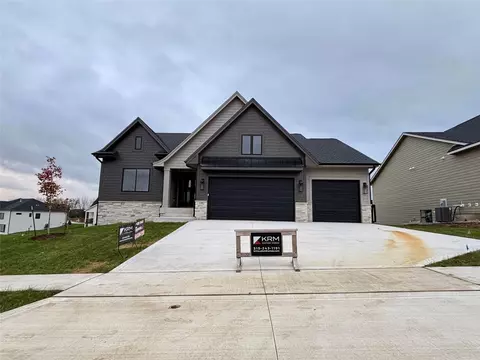 1393 S Lotus Pl, West Des Moines, IA 50266