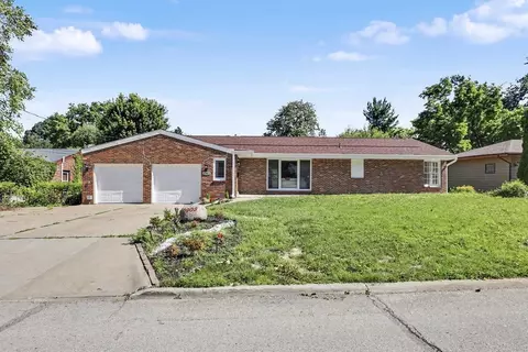 6903 Colby Ave, Windsor Heights, IA 50324