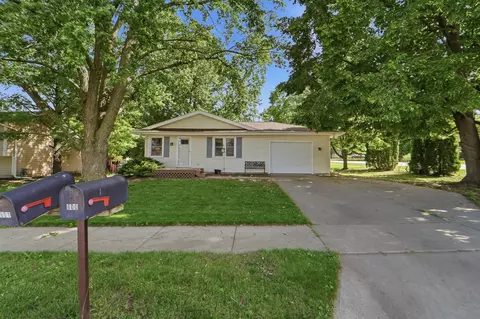 600 NE 6th St, Grimes, IA 50111