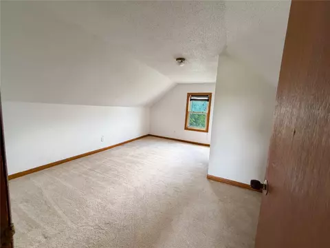 Bedroom - 1655 Victor Ave, Stuart, IA 50250 photo 4 of 6