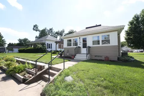 209 Linn St, Boone, IA 50036