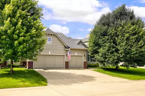6980 Cody Dr #56, West Des Moines, IA 50266