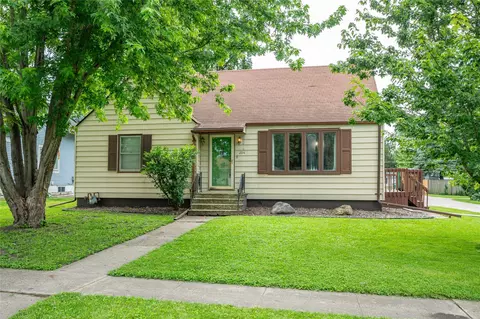 204 NE Jacob St, Grimes, IA 50111