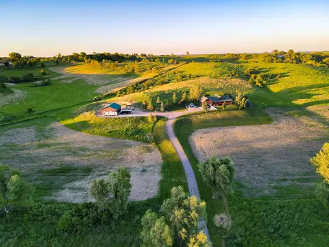 33086 K-18 South Rd, Sioux City, IA 51108