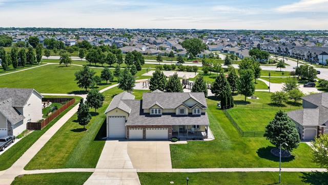 2215 SW Woodland Dr, Ankeny, IA 50023