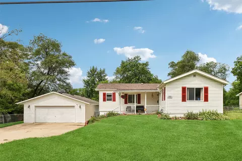 3902 SE 8th St, Des Moines, IA 50315