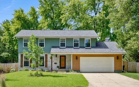 1421 NW Pebble Dr, Ankeny, IA 50023
