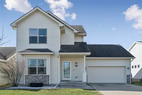 4709 E Merced St, Des Moines, IA 50317