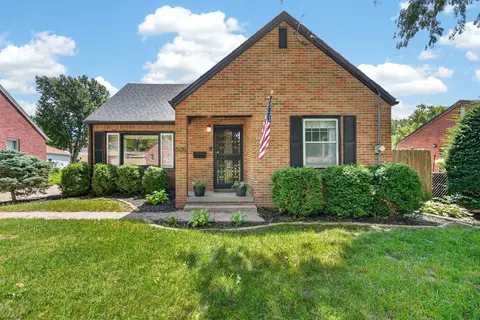 505 18th St, West Des Moines, IA 50265