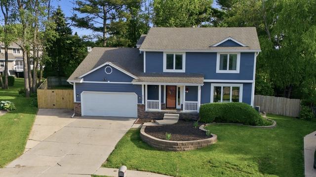4460 90th St, Urbandale, IA 50322