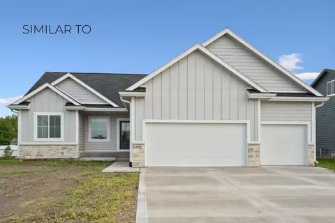 723 SW 15th St, Grimes, IA 50111